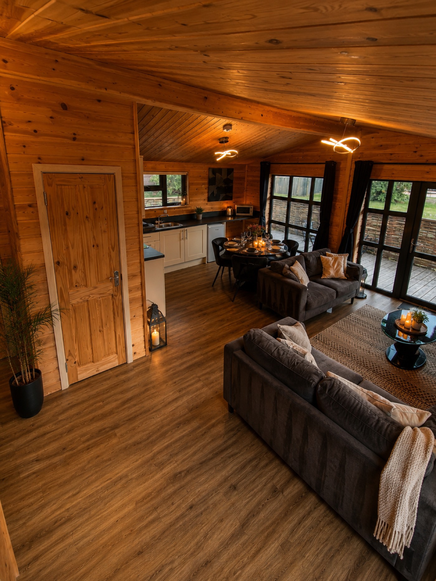 Woodlakes Larch